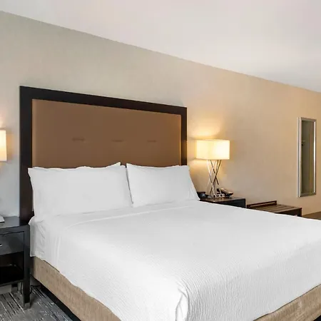 Holiday Inn Express San Bernardino Colton By Ihg Exterior photo