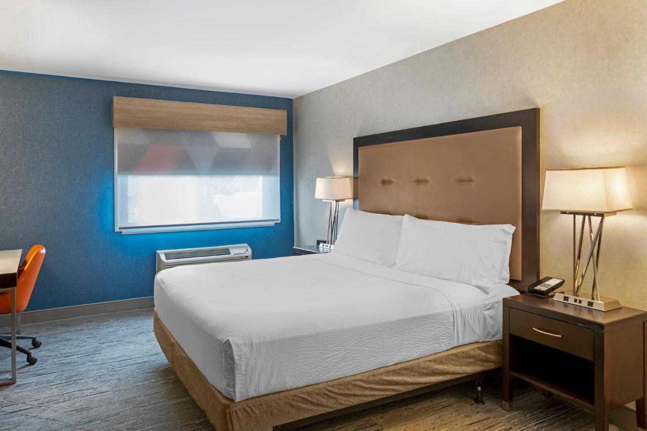 Hotel Express San Bernardino By Ihg Colton