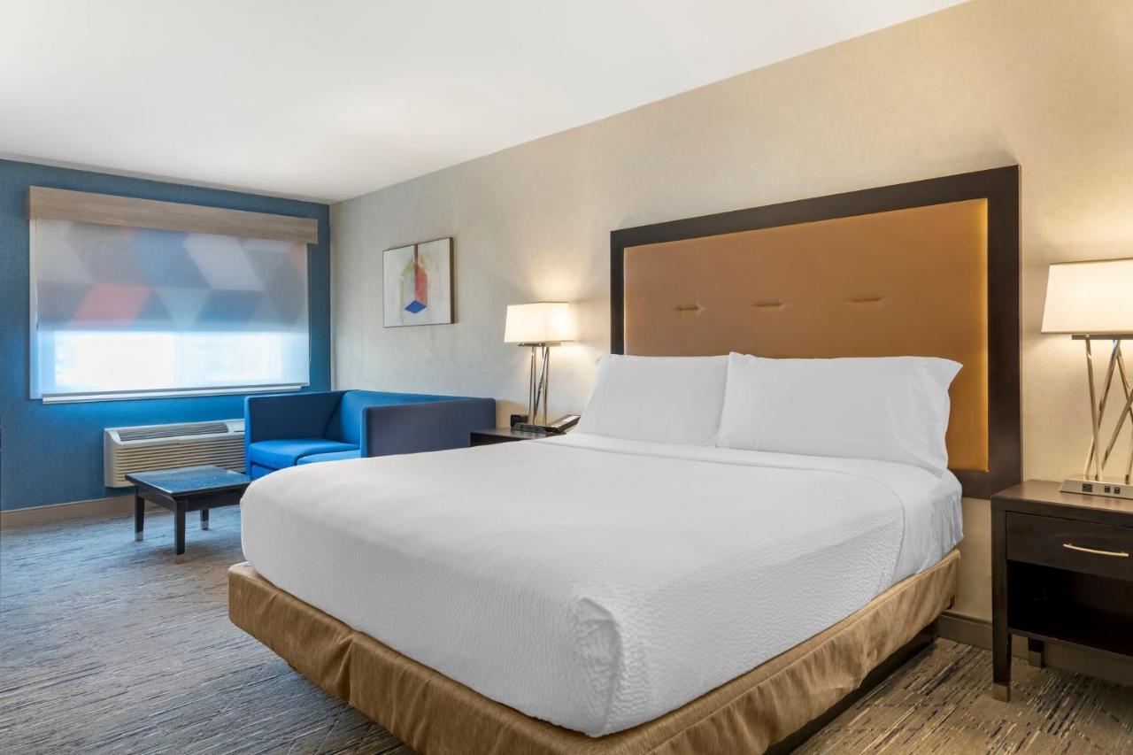 Hotel Express San Bernardino By Ihg Colton