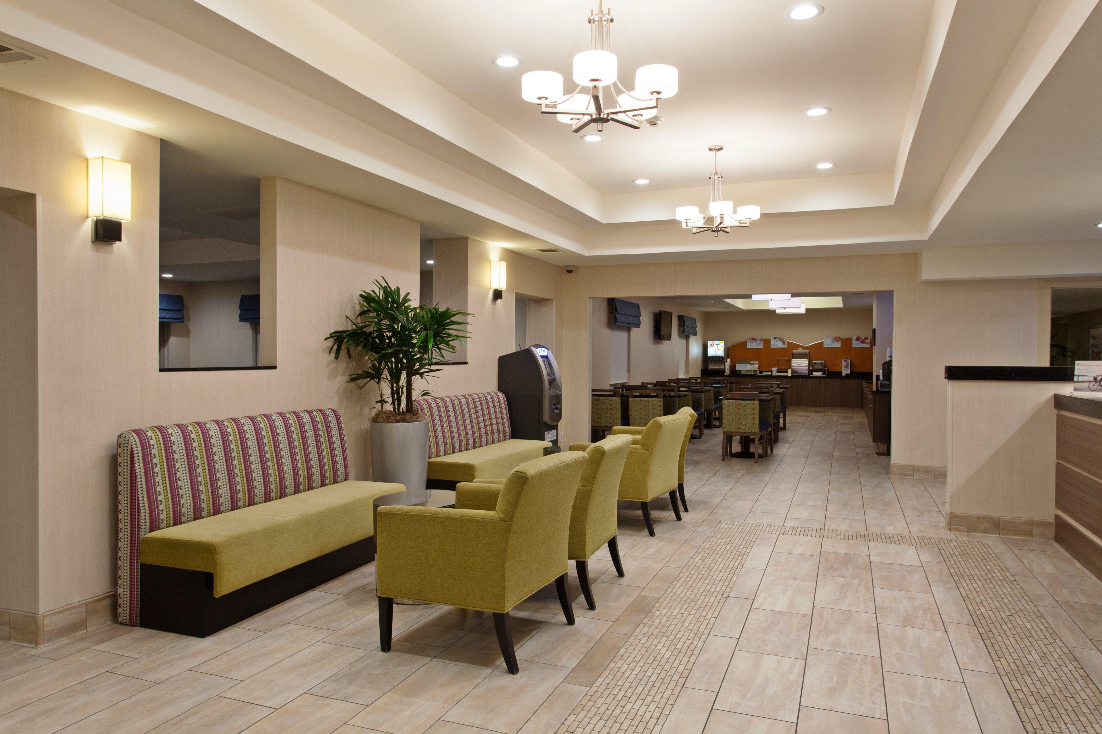 Express San Bernardino By Ihg 2* Colton