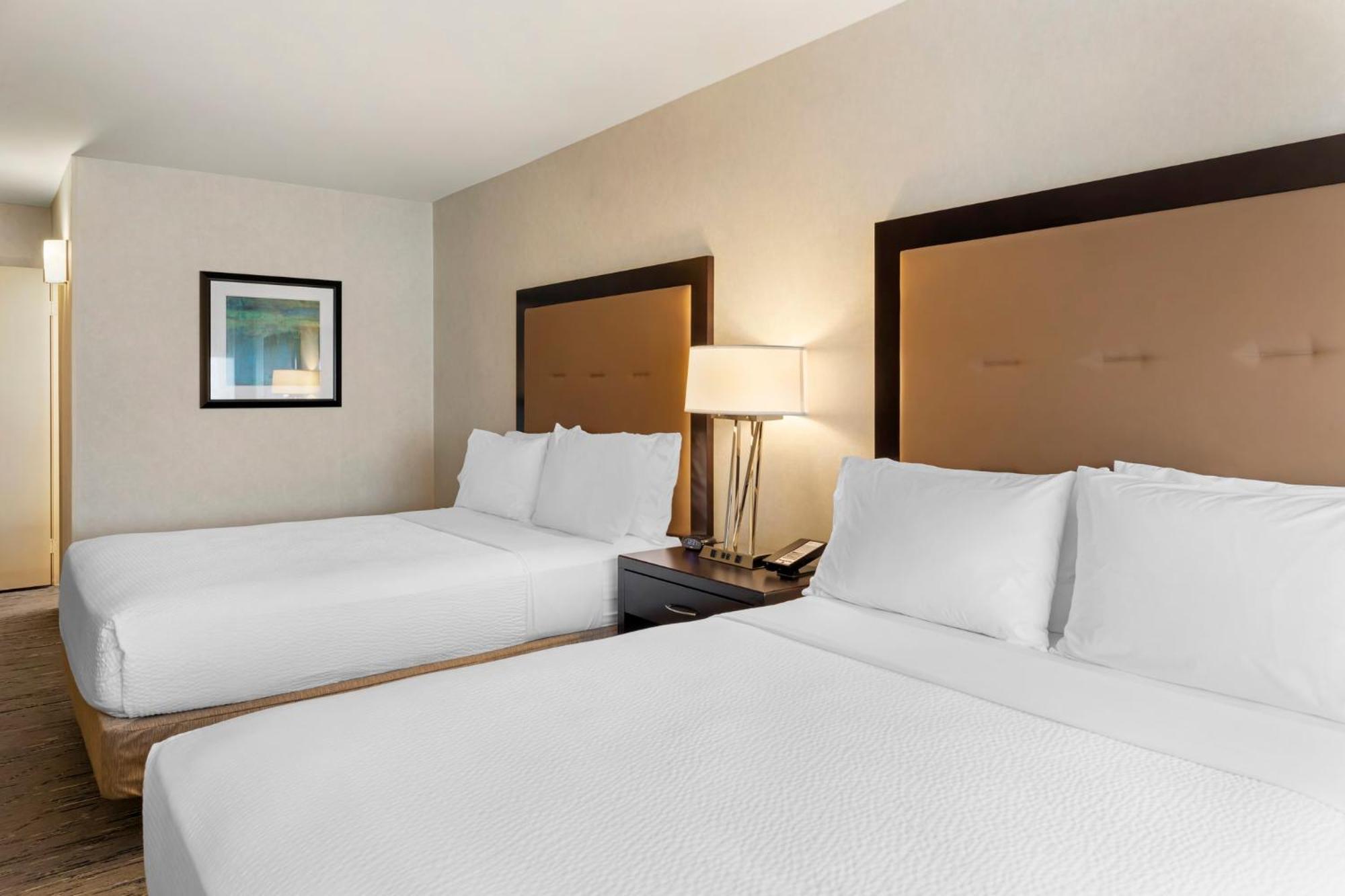Express San Bernardino By Ihg 2* Colton