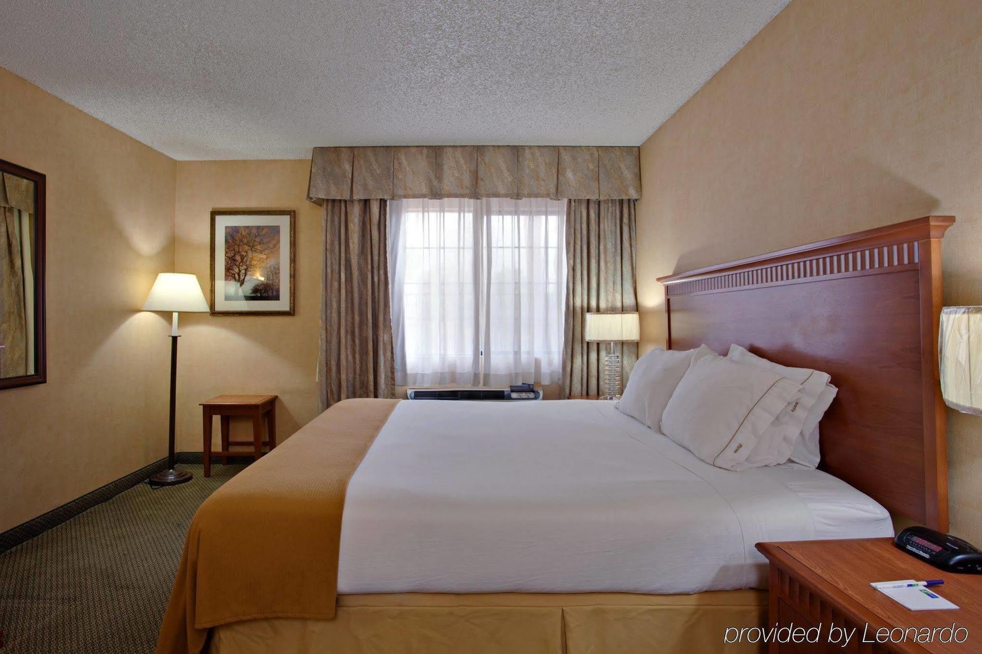 Express San Bernardino By Ihg 2* Colton