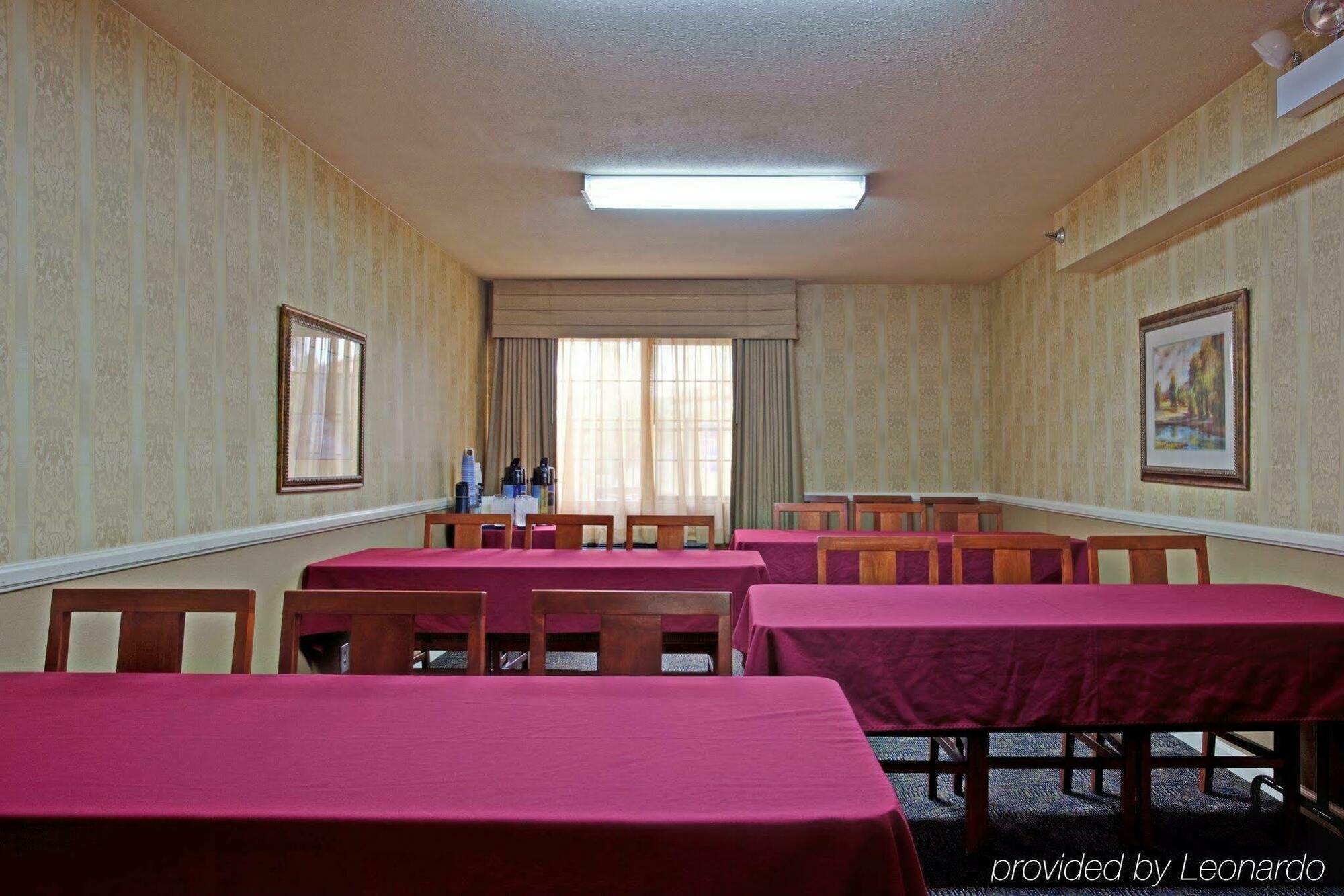 Hotel Express San Bernardino By Ihg
